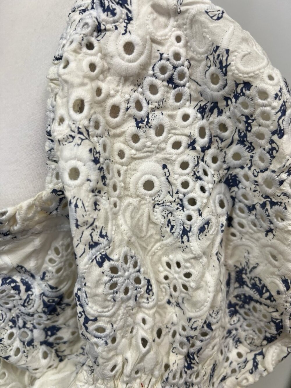 Lavish Alice White Printed Broderie Anglaise Midi Dress Size 14 Floral Lace - Picture 7 of 8